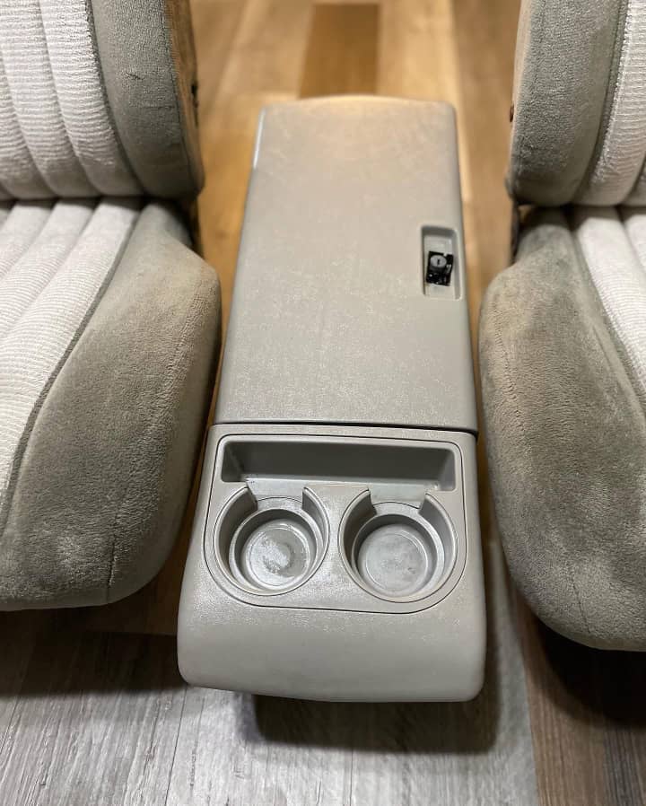 Chevy OBS Front Seats 88-94 - Image 4