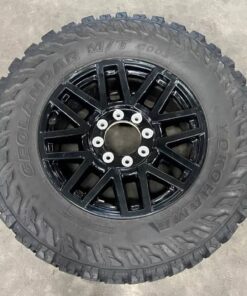 Ford Super Duty 20 inch wheels.