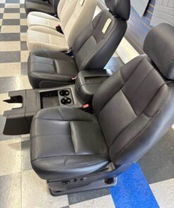 Alternative view of 2013 Silverado-Sierra Leather Seats