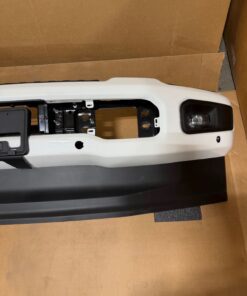 Alternative view of F250 F350 Super Duty Front Bumper