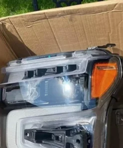 Alternative view of GMC Sierra 1500 LED Headlight