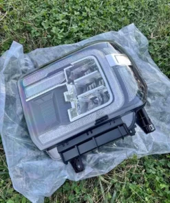 Alternative view of 2016-2018 GMC Sierra LED Headlight