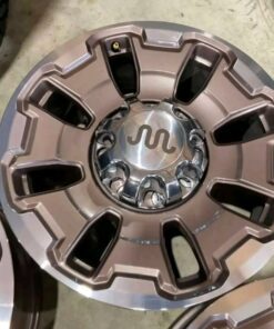 Alternative view of Ford F250 2024 King Ranch Factory Wheels